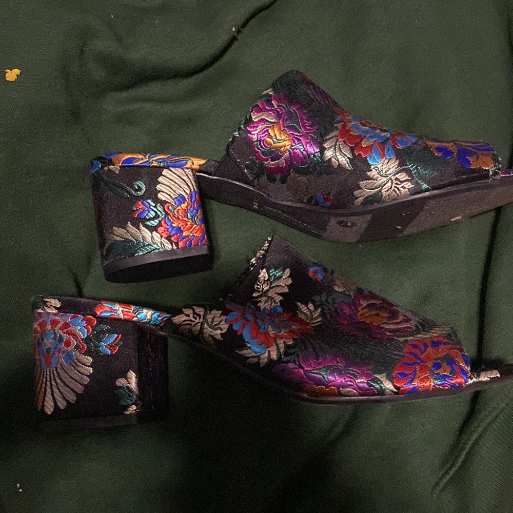 Christian Siriano for Payless short heels